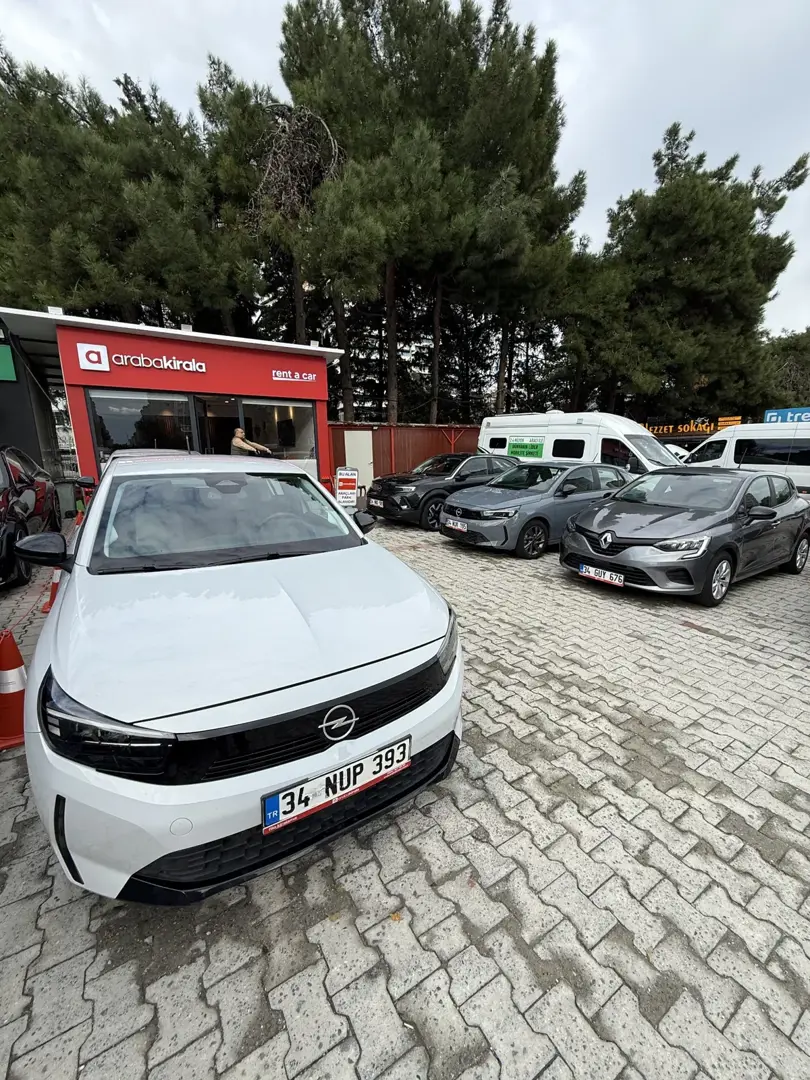 beylikduzu-gunluk-arac-kiralama.webp Beylikdüzü Daily Car Rental