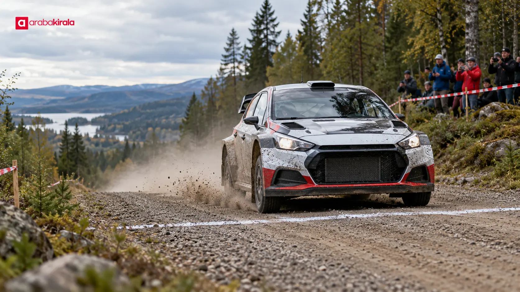 Ralli otomobili kapalı toprak etapta start çizgisinden geçerken Ralli otomobili kapalı toprak etapta start çizgisinden geçerken
