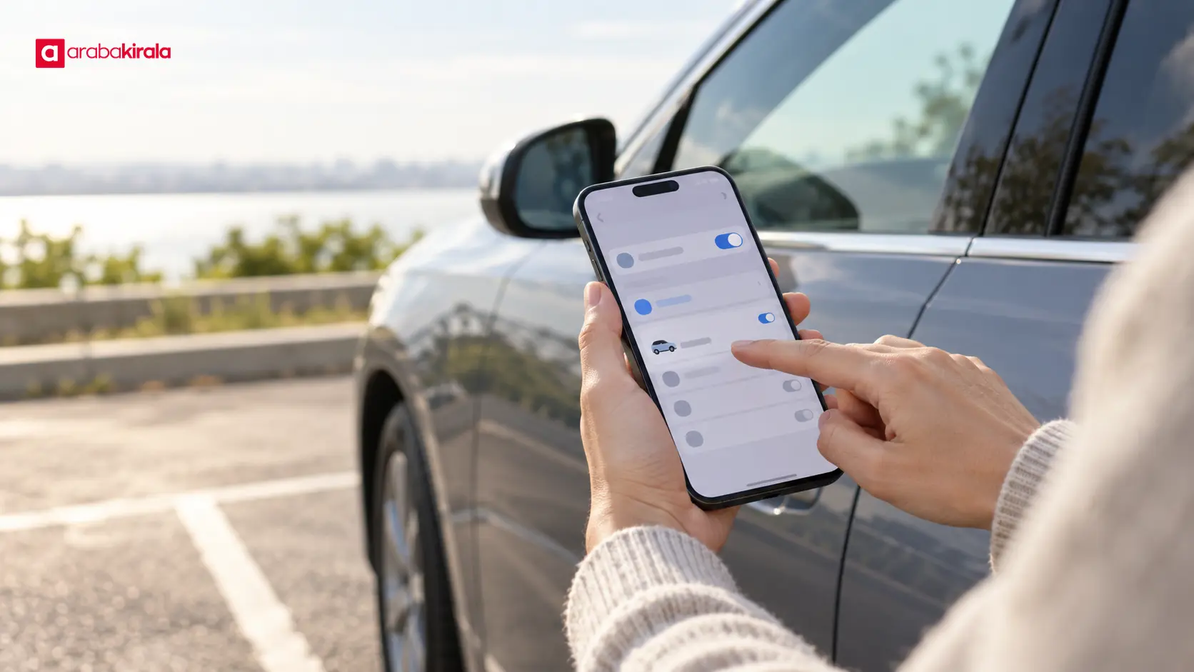 Araç iadesinden önce telefonundaki Bluetooth ve araç bağlantılarını kontrol eden kişi Araç iadesinden önce telefonundaki Bluetooth ve araç bağlantılarını kontrol eden kişi